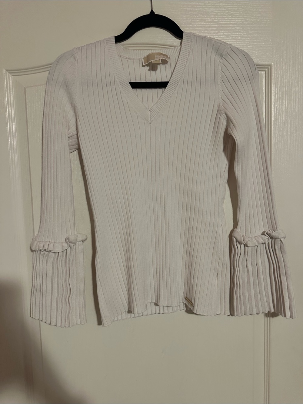 Michael Kors White Ribbed V-Neck Top with Ruffled Bell Sleeves M